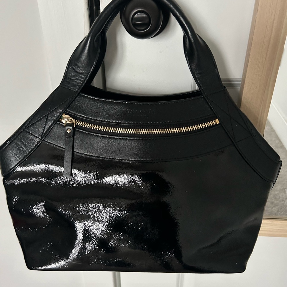 kate spade Black Shoulder Bag with Glossy Finish and Gold Zipper